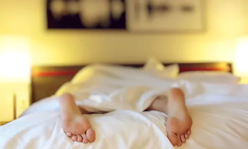 Narahat ayaqlar sindromu nedir?